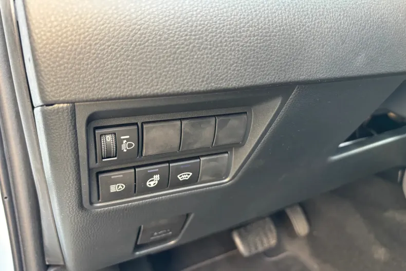 Toyota Yaris din 2025 cu 3.000 km - oferta TOY156638 - foto 11