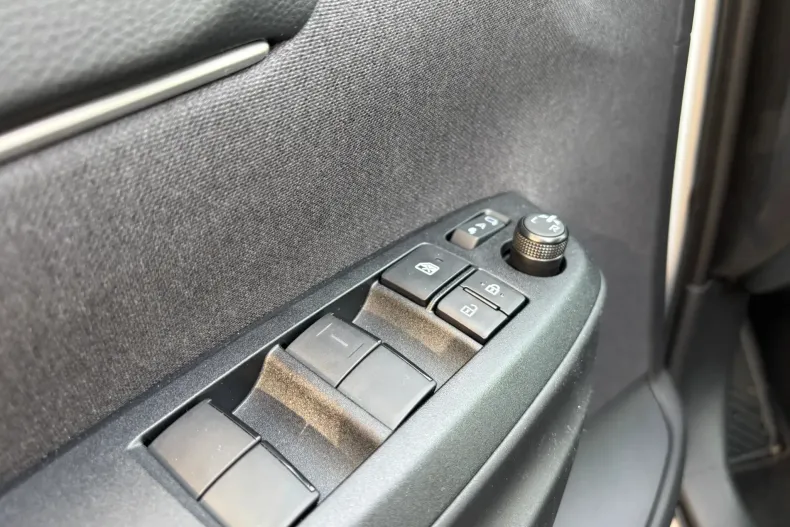 Toyota Yaris din 2025 cu 3.000 km - oferta TOY156638 - foto 13