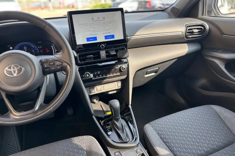 Toyota Yaris din 2025 cu 3.000 km - oferta TOY156638 - foto 17