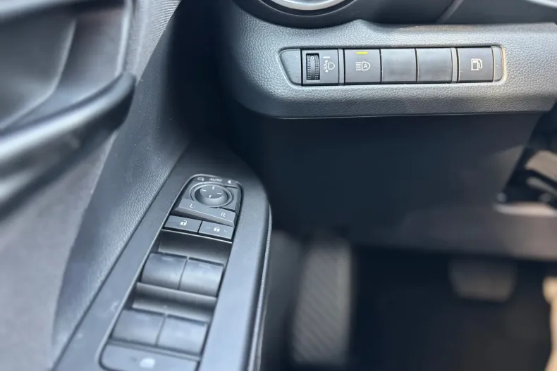 Toyota C-HR din 2025 cu 3.000 km - oferta TOY156639 - foto 15