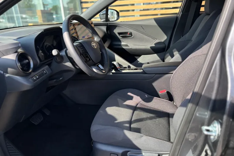 Toyota C-HR din 2025 cu 3.000 km - oferta TOY156639 - foto 16