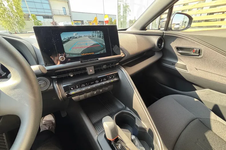 Toyota C-HR din 2025 cu 3.000 km - oferta TOY156639 - foto 18