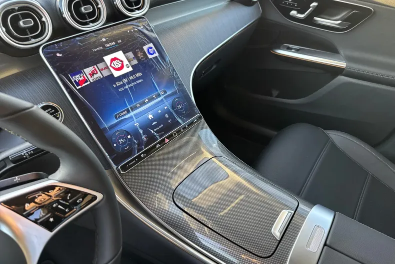 Mercedes-Benz GLC din 2025 cu 3.500 km - oferta MER156642 - foto 13