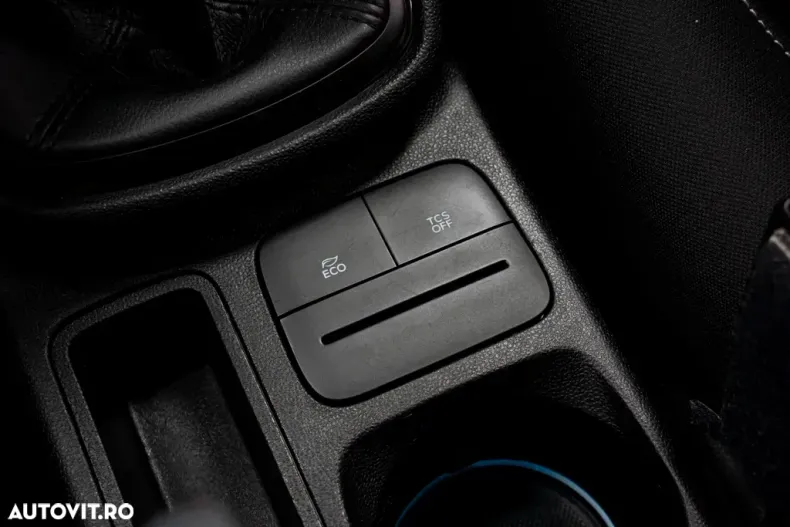 Ford Fiesta din 2020 cu 31.000 km - oferta FOR156644 - foto 31