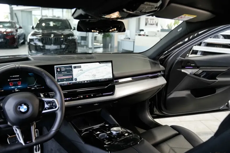 BMW Seria 5 din 2024 cu 16.522 km - oferta BMW156649 - foto 13