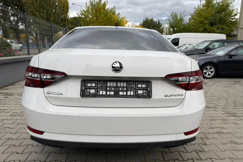 Skoda Superb din 2019 cu 148.491 km - oferta SKO156651 - foto 6