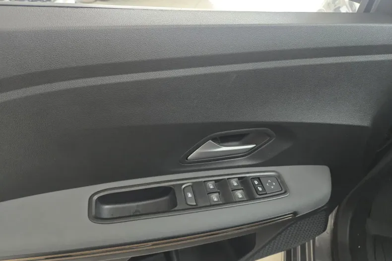 Dacia Sandero Stepway din 2025 cu 10 km - oferta DAC156656 - foto 10