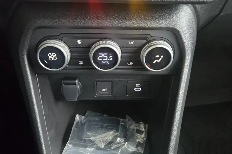 Dacia Sandero Stepway din 2025 cu 10 km - oferta DAC156656 - foto 13