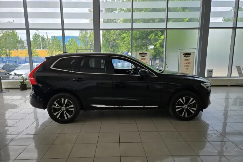 Volvo XC60 din 2023 cu 26.689 km - oferta VOL156657 - foto 3