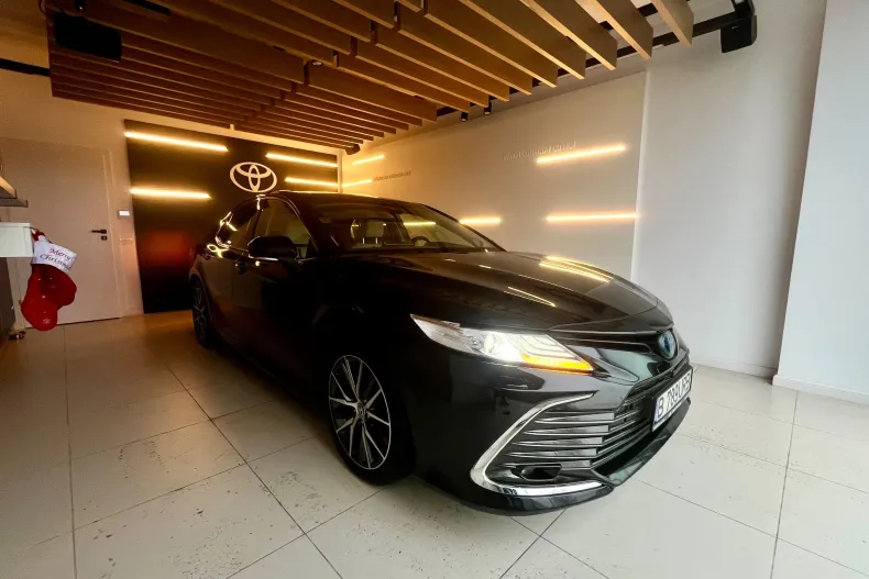 Toyota Camry din 2024 cu 110.000 km - oferta TOY156659 - foto 4
