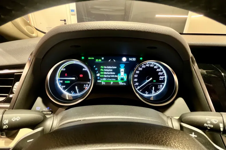 Toyota Camry din 2024 cu 110.000 km - oferta TOY156659 - foto 18