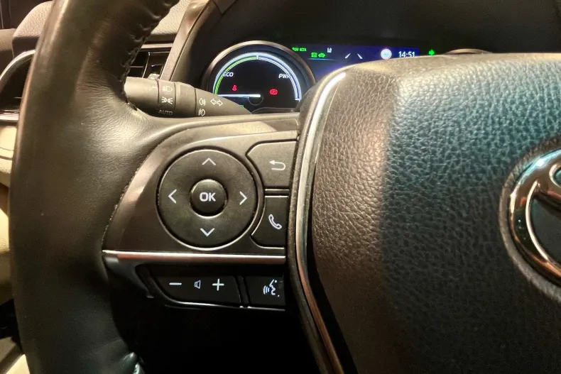 Toyota Camry din 2024 cu 110.000 km - oferta TOY156659 - foto 29