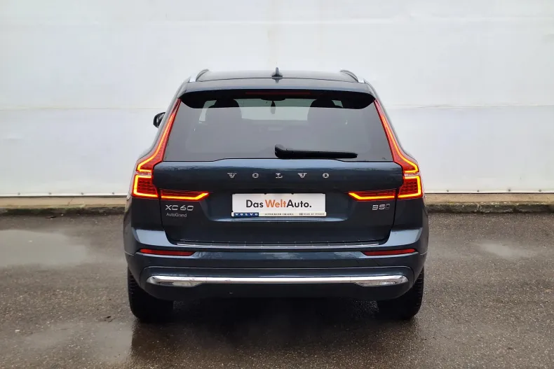 Volvo XC60 din 2021 cu 50.438 km - oferta VOL156660 - foto 14