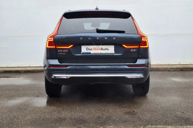 Volvo XC60 din 2021 cu 50.438 km - oferta VOL156660 - foto 15