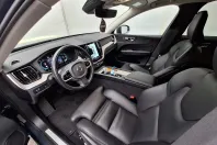 Volvo XC60 din 2021 cu 50.438 km - oferta VOL156660 - foto 19