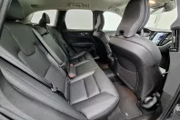 Volvo XC60 din 2021 cu 50.438 km - oferta VOL156660 - foto 27