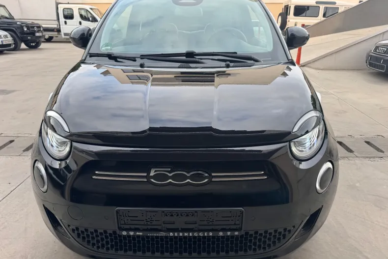 Fiat 500e din 2023 cu 9.200 km - oferta FIA156661 - foto 2