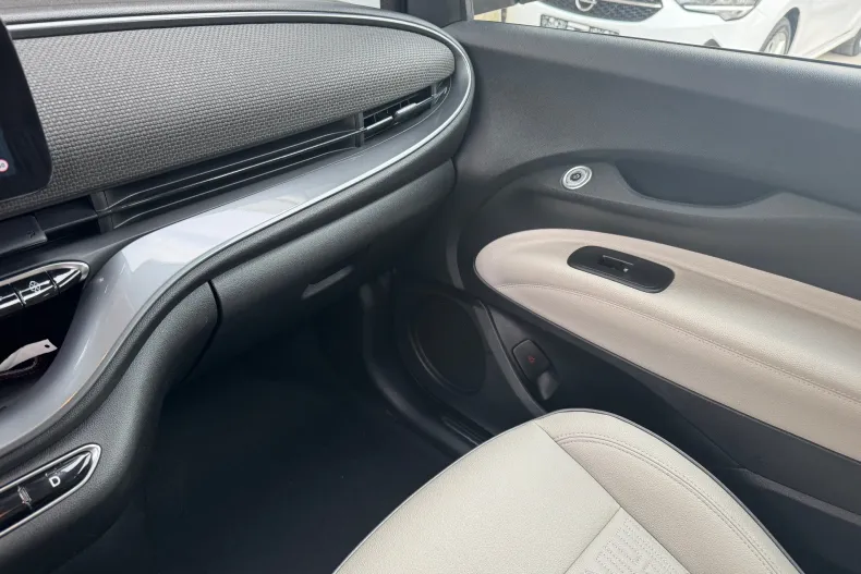 Fiat 500e din 2023 cu 9.200 km - oferta FIA156661 - foto 14