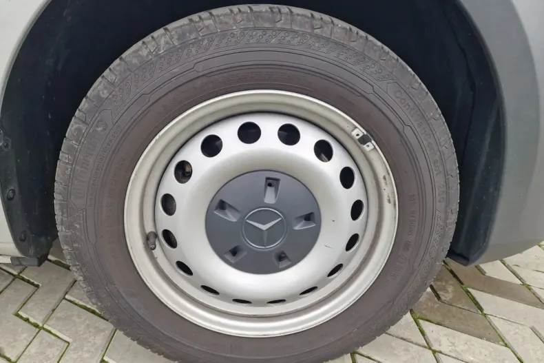 Mercedes-Benz Vito din 2022 cu 170.009 km - oferta MER156664 - foto 4