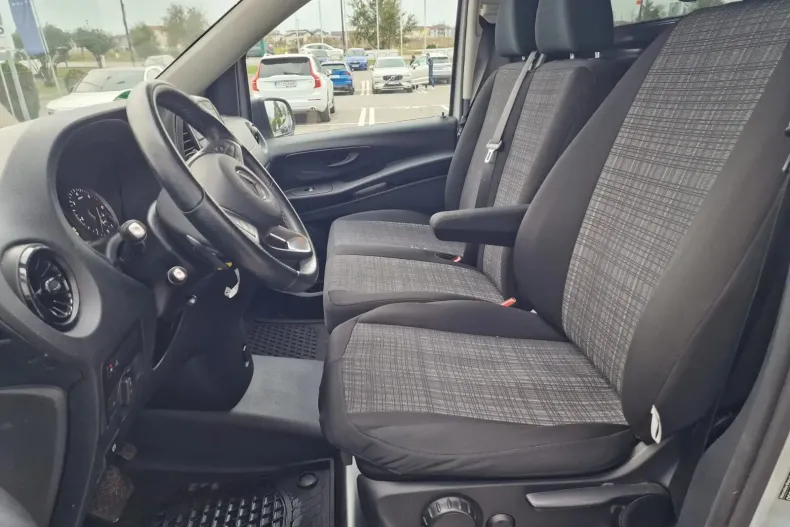 Mercedes-Benz Vito din 2022 cu 170.009 km - oferta MER156664 - foto 10