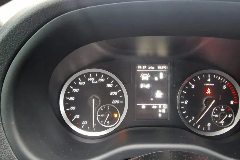 Mercedes-Benz Vito din 2022 cu 170.009 km - oferta MER156664 - foto 18