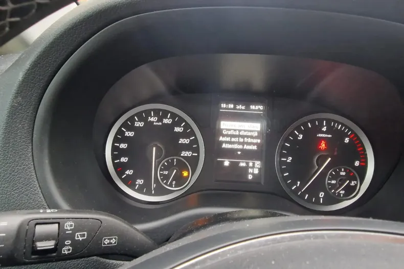 Mercedes-Benz Vito din 2022 cu 170.009 km - oferta MER156664 - foto 20