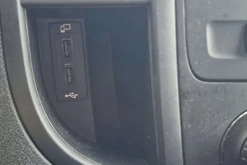 Mercedes-Benz Vito din 2022 cu 170.009 km - oferta MER156664 - foto 23