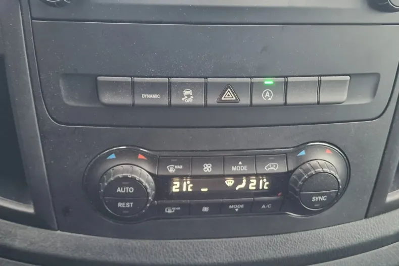 Mercedes-Benz Vito din 2022 cu 170.009 km - oferta MER156664 - foto 31