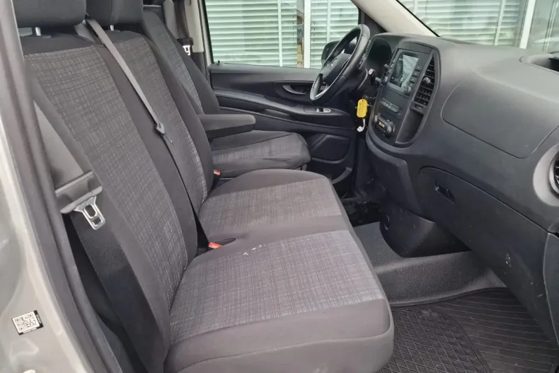 Mercedes-Benz Vito din 2022 cu 170.009 km - oferta MER156664 - foto 32