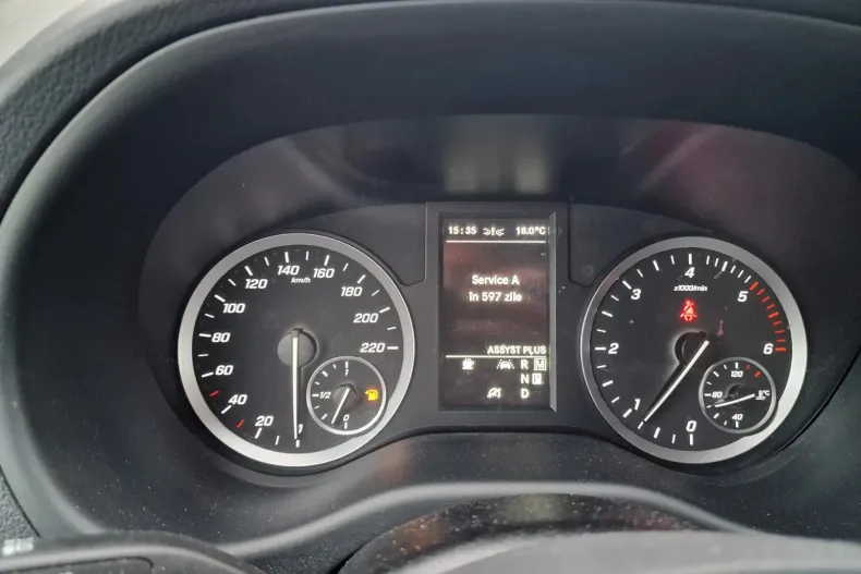 Mercedes-Benz Vito din 2022 cu 170.009 km - oferta MER156664 - foto 38