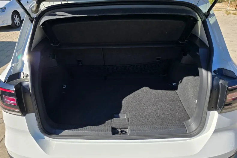 Volkswagen T-Cross din 2019 cu 82.326 km - oferta VOL156669 - foto 40