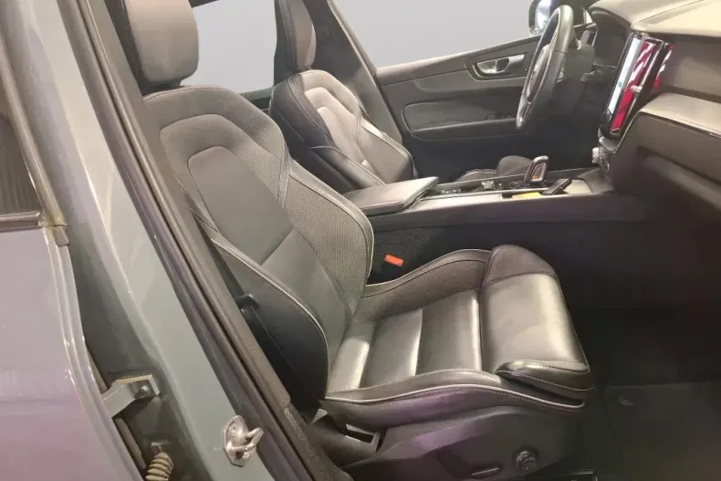 Volvo XC60 din 2021 cu 84.303 km - oferta VOL156670 - foto 8