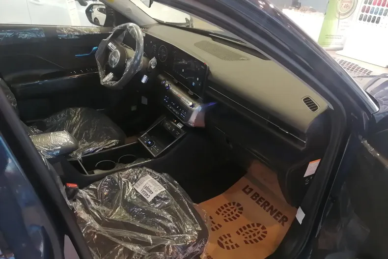 Hyundai KONA din 2025 cu 10 km - oferta HYU156671 - foto 3