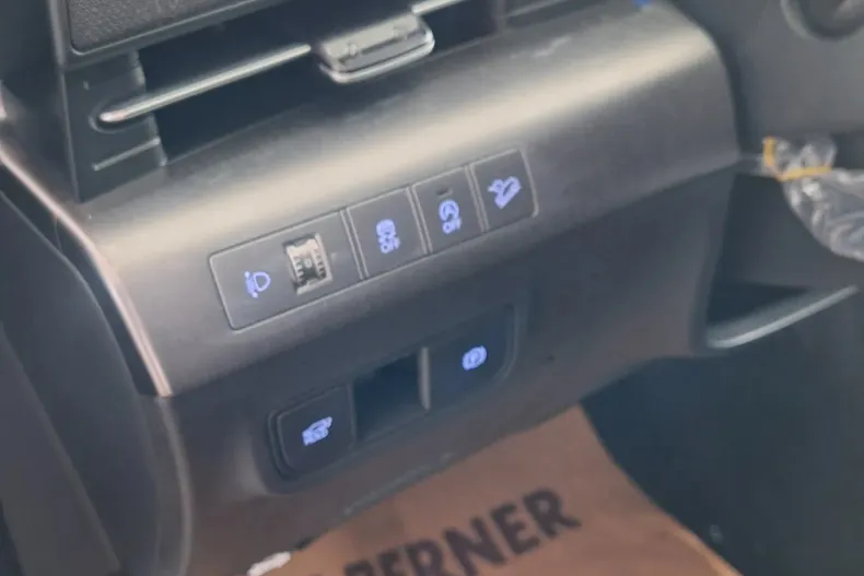 Hyundai KONA din 2025 cu 10 km - oferta HYU156671 - foto 9