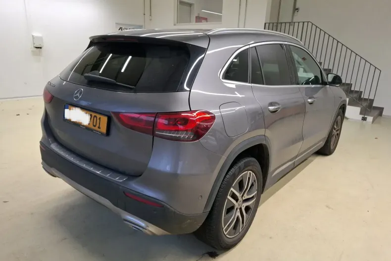 Mercedes-Benz GLA din 2021 cu 140.980 km - oferta MER156676 - foto 4
