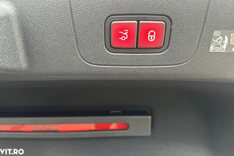 Mercedes-Benz CLA din 2025 cu 5 km - oferta MER156677 - foto 22