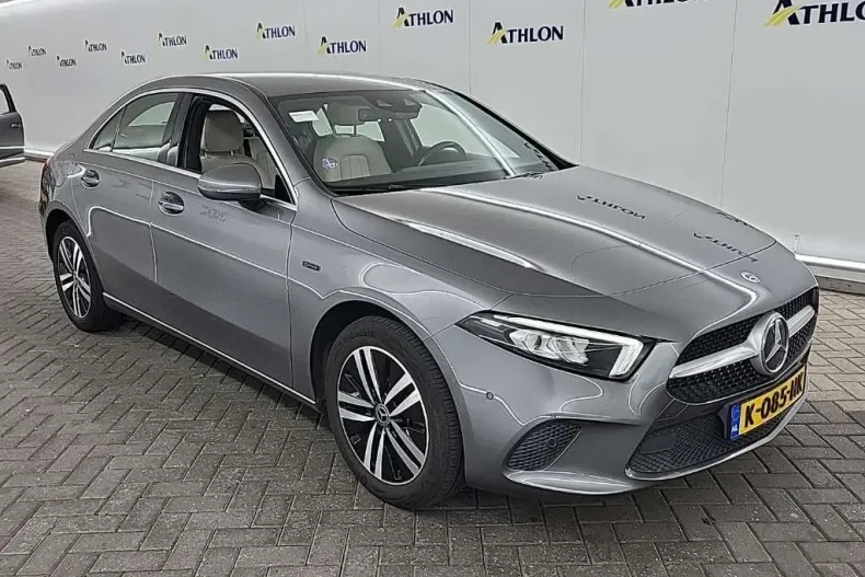 Mercedes-Benz A din 2021 cu 175.130 km - oferta MER156678 - foto 2