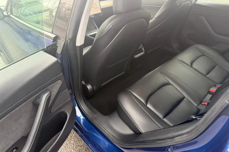 Tesla Model 3 din 2021 cu 53.359 km - oferta TES156681 - foto 16