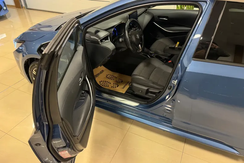 Toyota Corolla din 2021 cu 87.000 km - oferta TOY156683 - foto 8