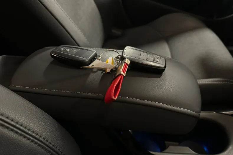 Toyota Corolla din 2021 cu 87.000 km - oferta TOY156683 - foto 27