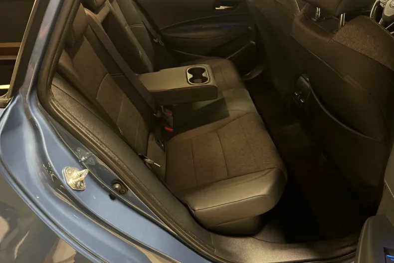 Toyota Corolla din 2021 cu 87.000 km - oferta TOY156683 - foto 29