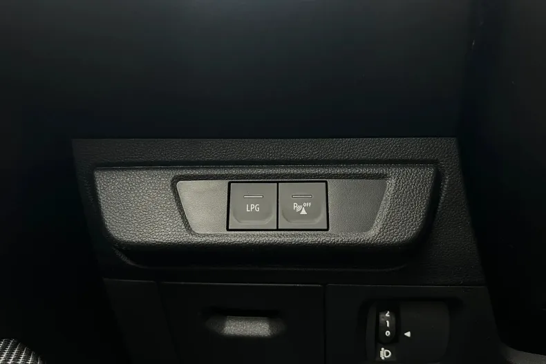 Dacia Sandero Stepway din 2023 cu 42.000 km - oferta DAC156687 - foto 17