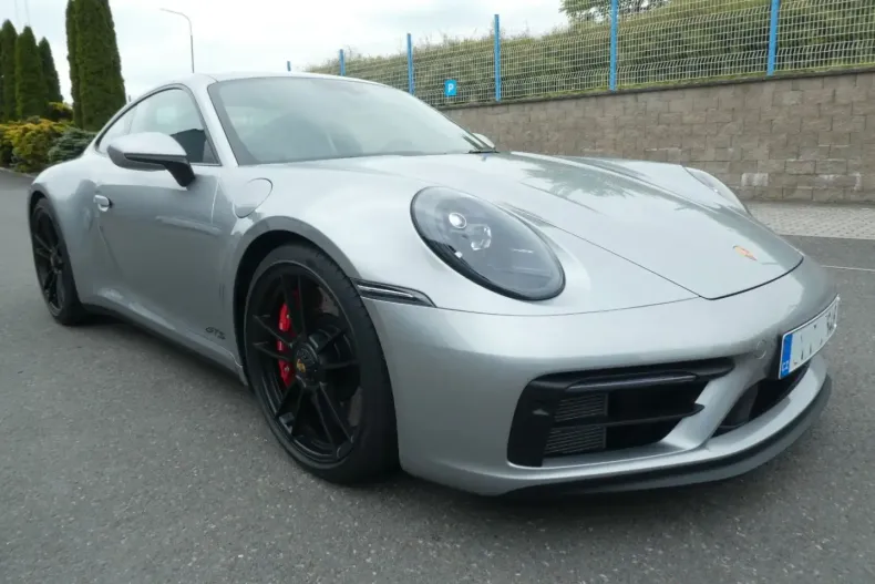 Porsche 911 din 2023 cu 3.000 km - oferta POR156697 - foto 2