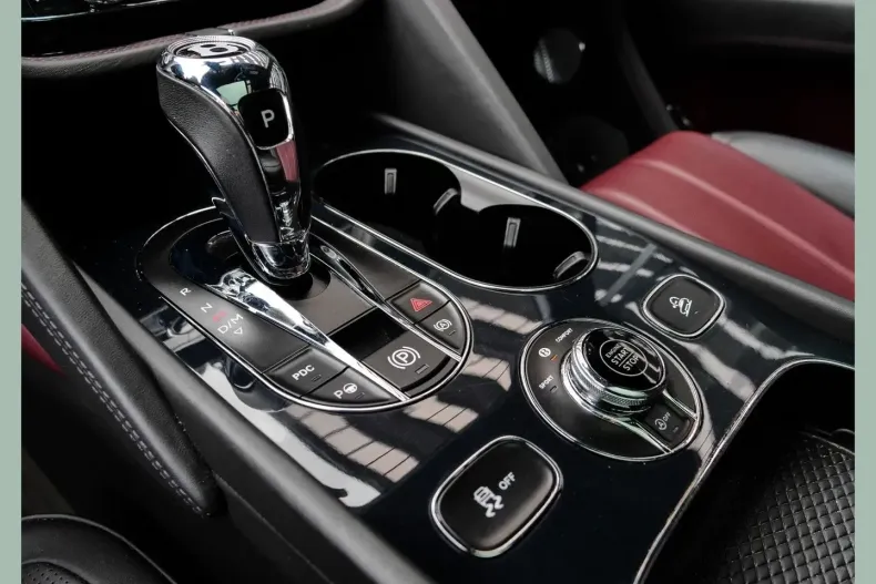 Bentley Bentayga din 2020 cu 59.850 km - oferta BEN156702 - foto 18