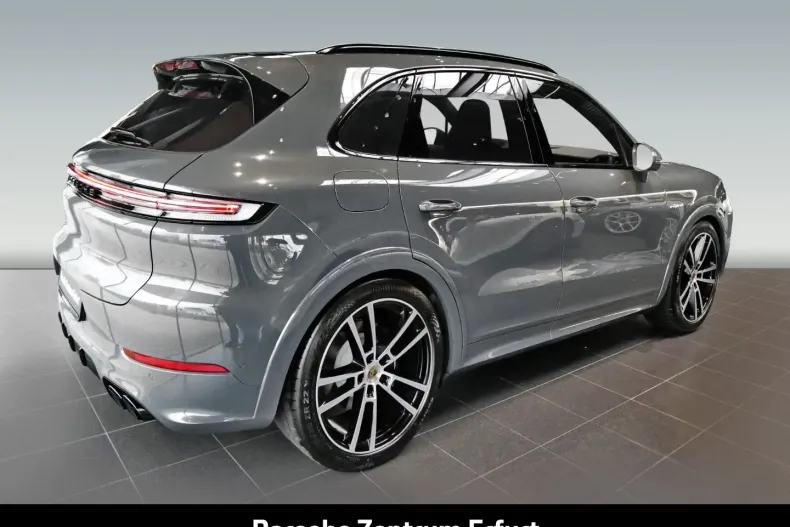 Porsche Cayenne din 2025 cu 12.500 km - oferta POR156705 - foto 2