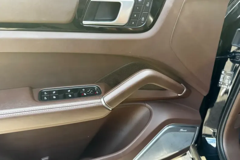 Porsche Cayenne din 2022 cu 92.000 km - oferta POR156706 - foto 11