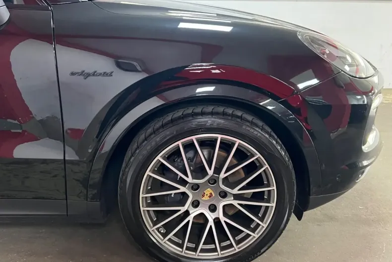 Porsche Cayenne din 2023 cu 47.884 km - oferta POR156709 - foto 4