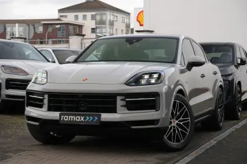 Porsche Cayenne din 2024 - oferta POR156711
