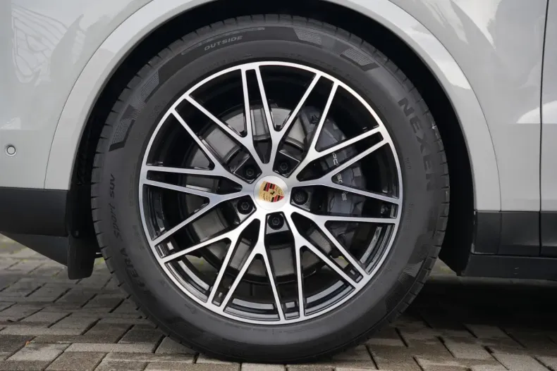 Porsche Cayenne din 2024 cu 24.000 km - oferta POR156711 - foto 16