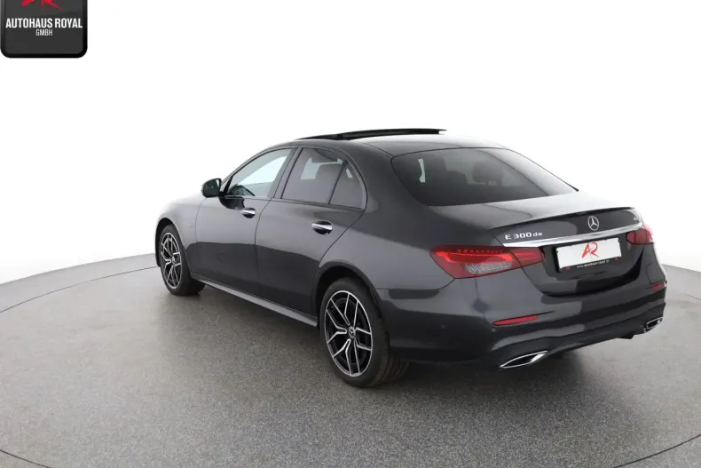 Mercedes-Benz E 300 din 2021 cu 94.041 km - oferta MER156713 - foto 4